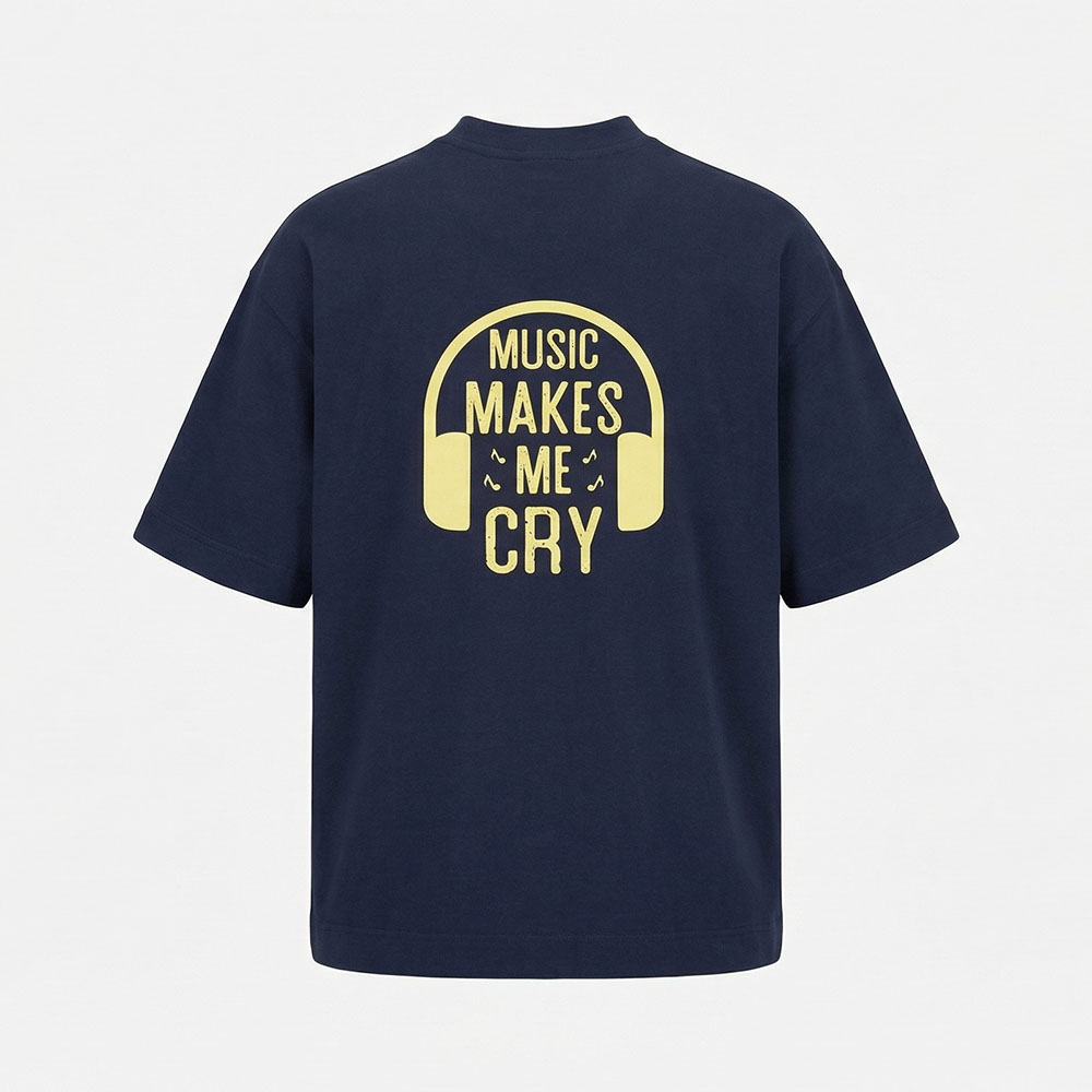 חולצת אוברסייז Music Makes Me Cry