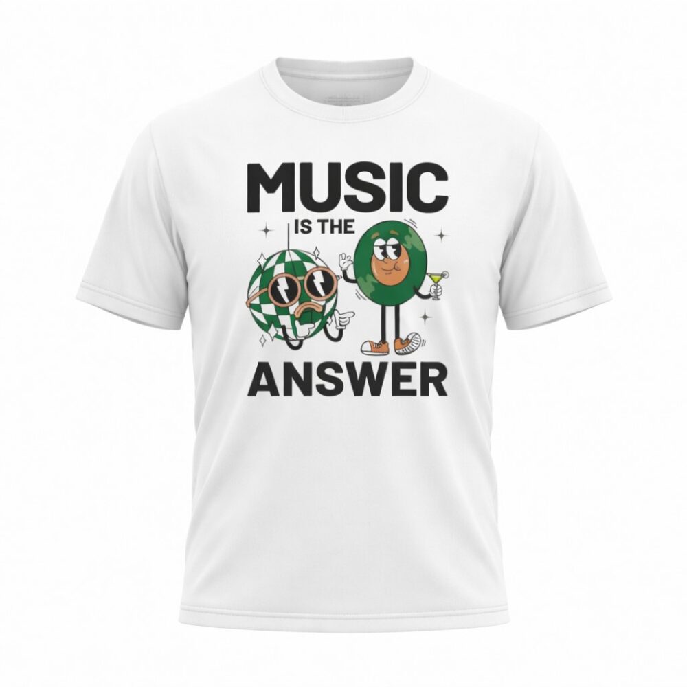 חולצת אוברסייז Music Is The Answer
