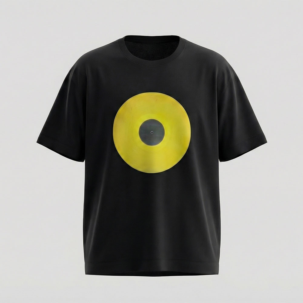 חולצת אוברסייז ATTENTION VINYL